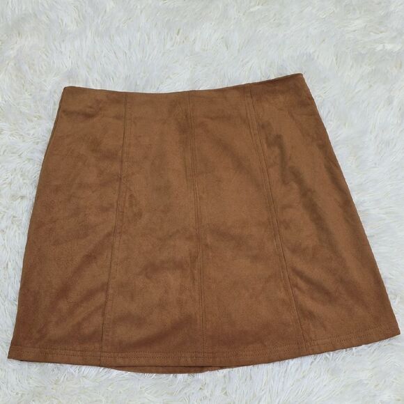 Francesca's Mi Ami Tan A-Line Faux Suade Mini Skirt Casual - Picture 1 of 6